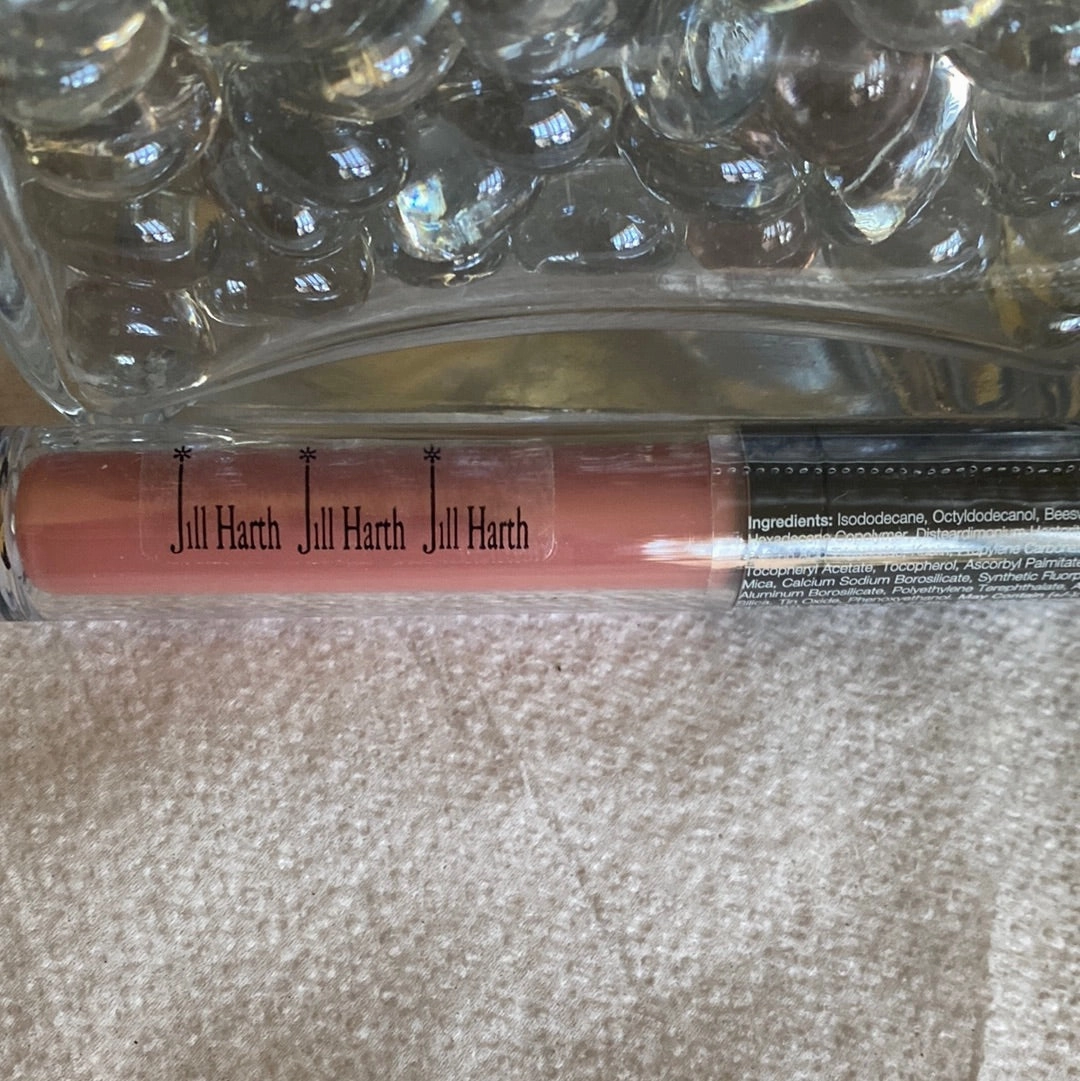 Low Key Matte Liquid Lipstick ~ Pink with a cool undertone